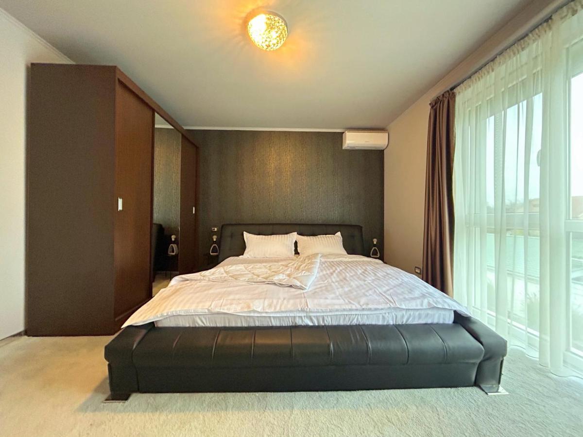 Thea Apartment Timişoara Extérieur photo
